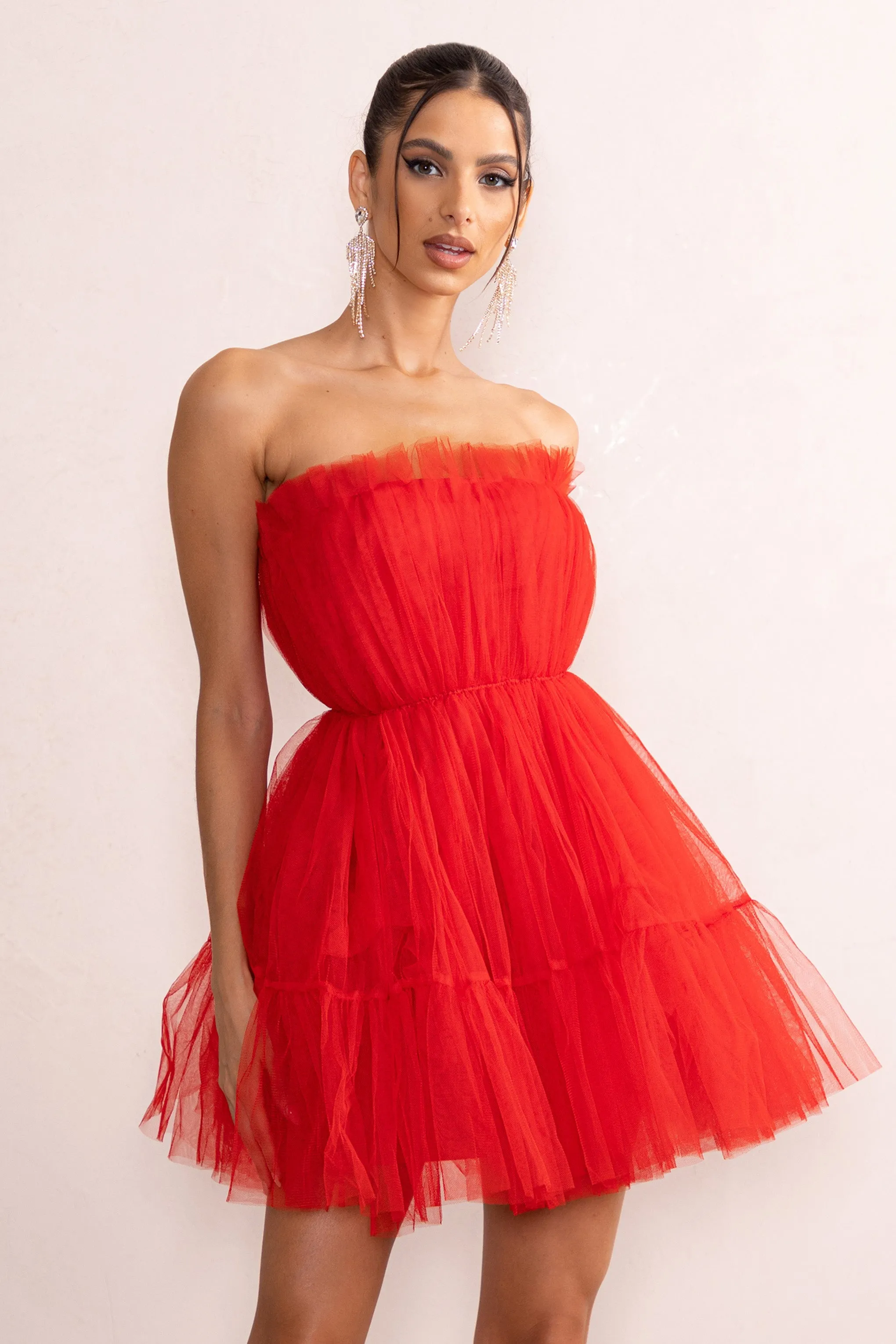 Aella | Mini-robe en tulle plissée avec bandeau rouge