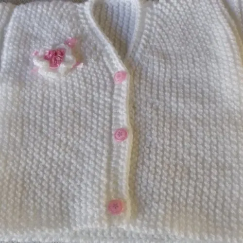 Ensemble layette,gilet et ballerines,blanc et rose,t:6 à 9 mois.