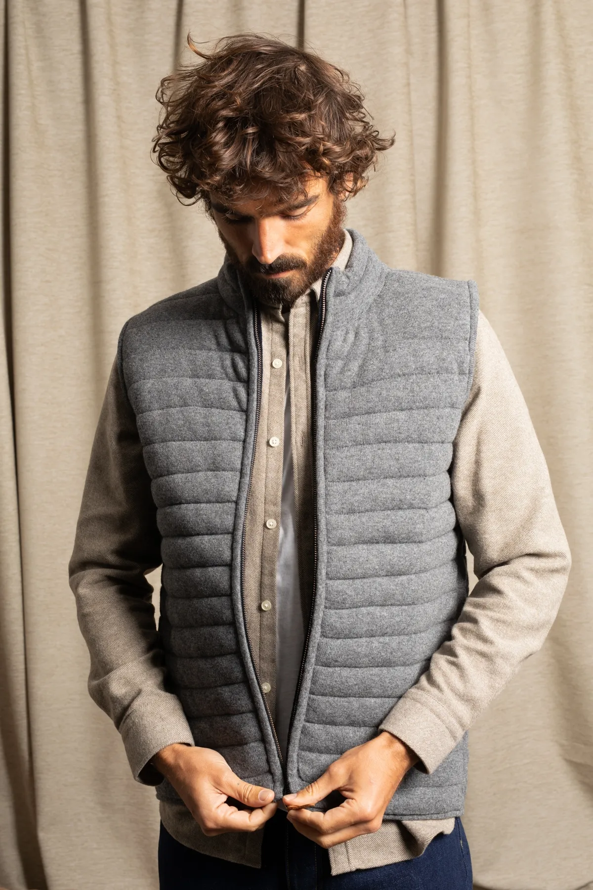 Gilet zippé Brunch Gris anthracite | Gilet sans manche en laine mérinos | JAQK Taille S Couleur Anthracite