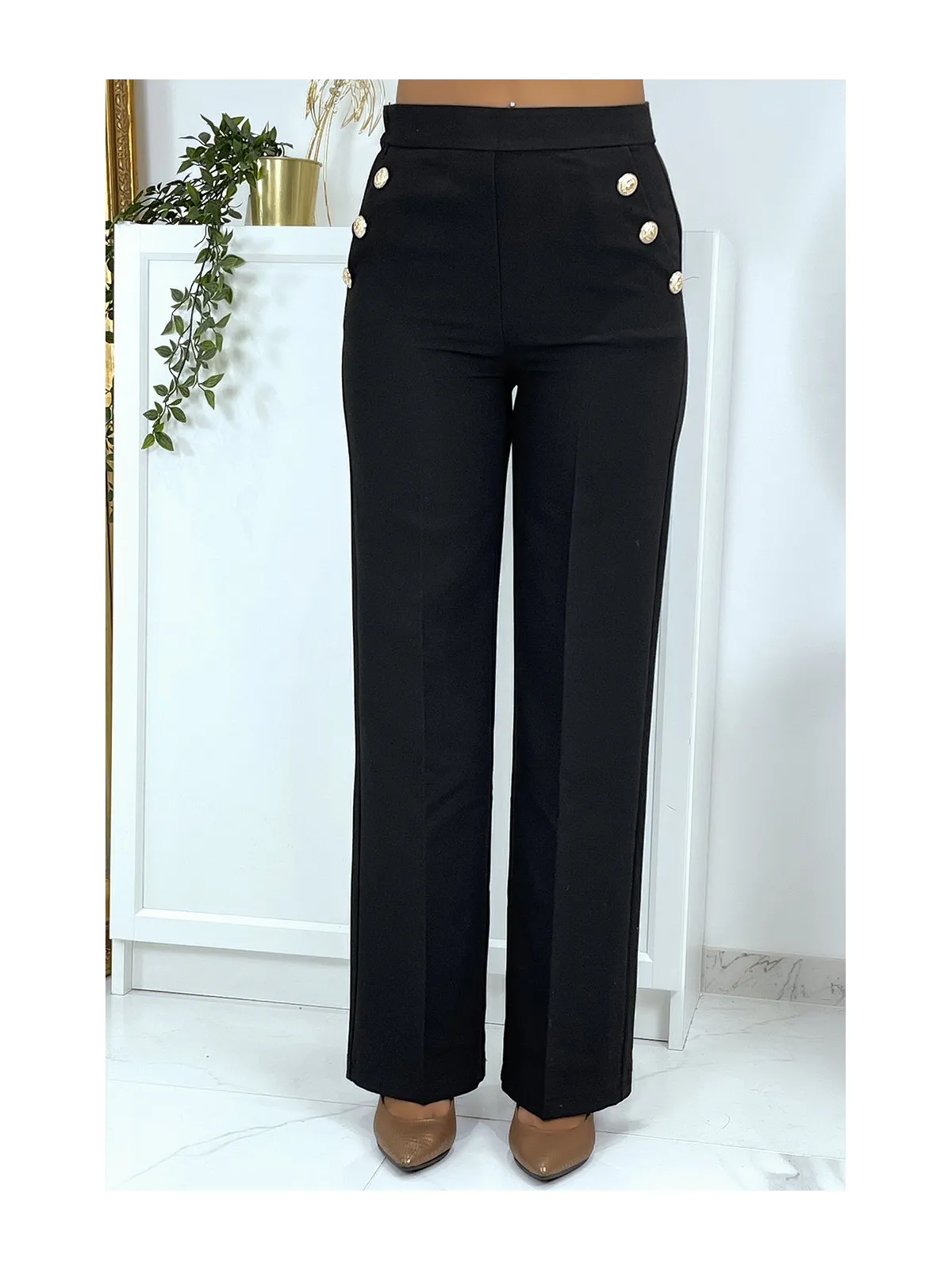 Pantalon palazzo noir boutonné avec poches