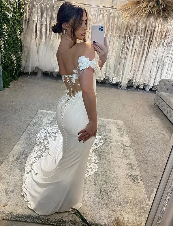 Robe de mariée sirène ivoire à épaules nues avec appliques