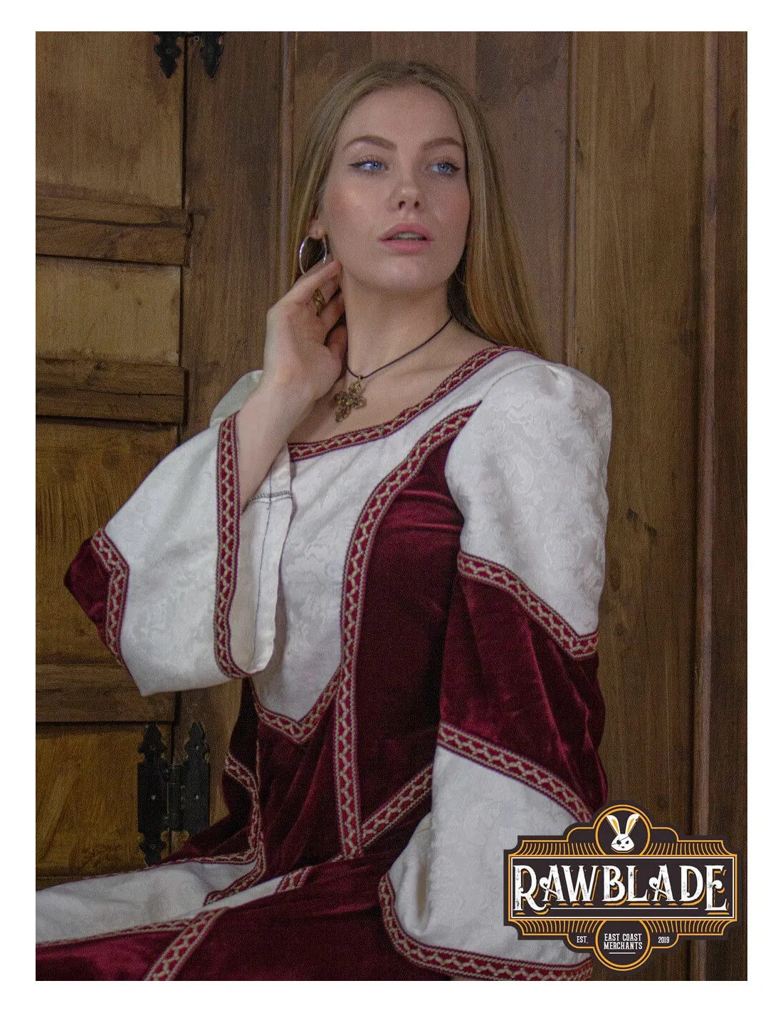 Robe Médiévale Courtisane Aura - Rouge ⚔️ Boutique Épées